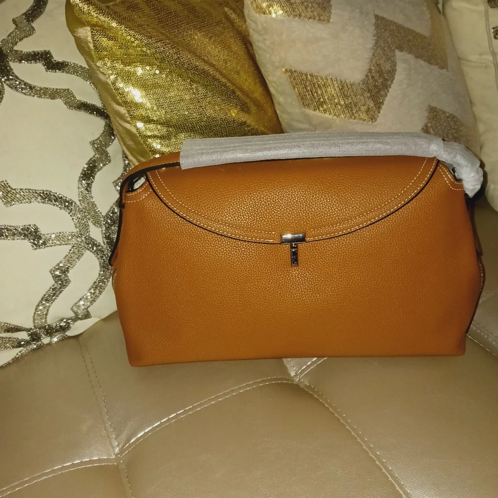 UNBRANDED T-LOCK Tan Leather Handbag Shoulder Bag BRAND NEW! - Picture 2 of 5